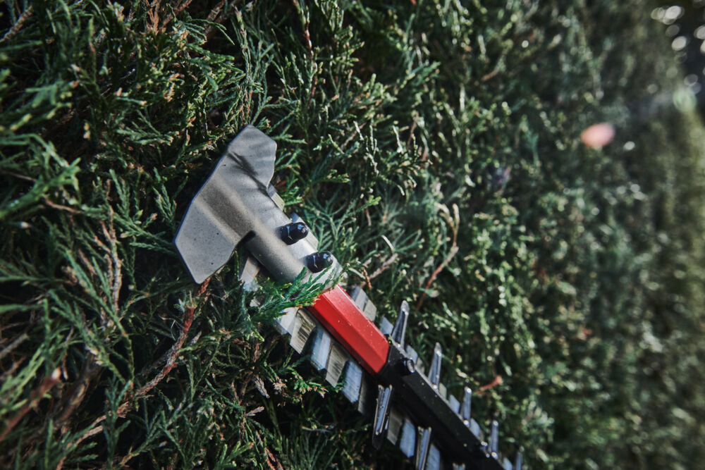 Milwaukee M18 FHET60-0 - Tagliasiepi a batteria 18V 60 cm con lama bilaterale - solo corpo 