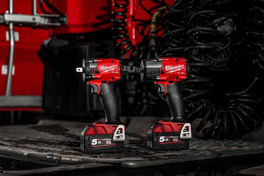 Milwaukee M18 FIW2F12-0X - Avvitatore a impulsi attacco da 1/2 Fuel - solo corpo in valigetta