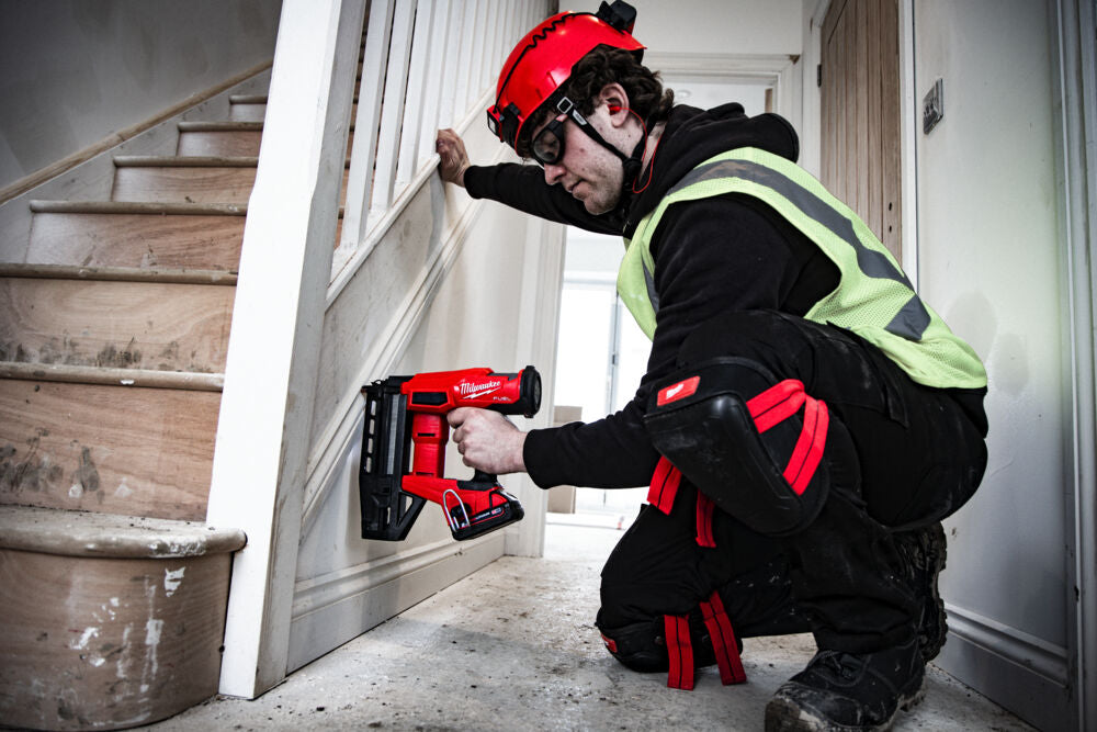 Milwaukee M18 FN16GS-0X - Groppinatrice dritta a batteria 18V - groppini da 1,6
