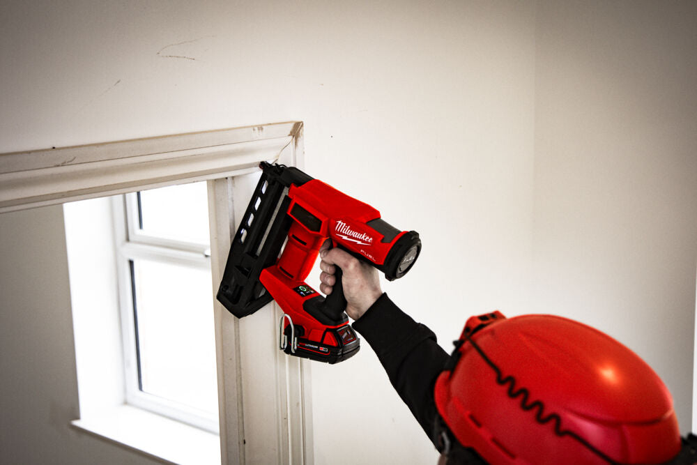 Milwaukee M18 FN16GS-0X - Groppinatrice dritta a batteria 18V - groppini da 1,6