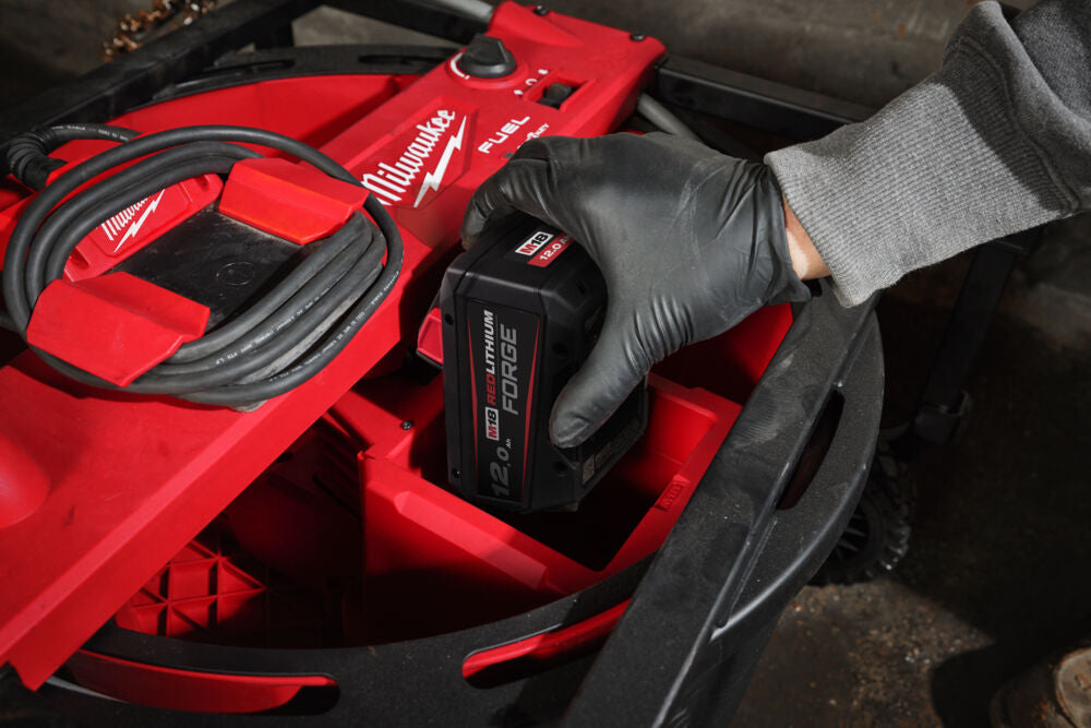 Milwaukee M18 HSFSM-122 - Sturatubi stasatrice ad alta velocità a batteria 18V - 1 x 12Ah FORGE