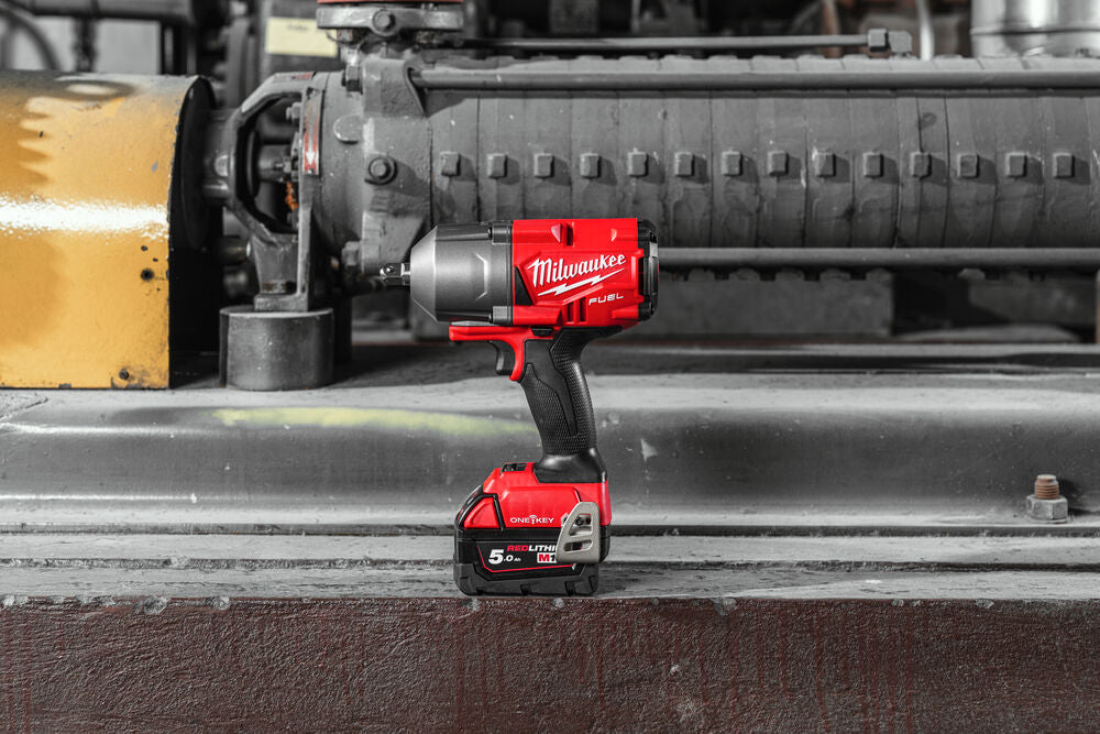 Milwaukee M18 ONEFHIWP12-502X - Avvitatore a impulsi alta potenza 18 Volt 1/2" FUEL ONE KEY - 2 x 5Ah