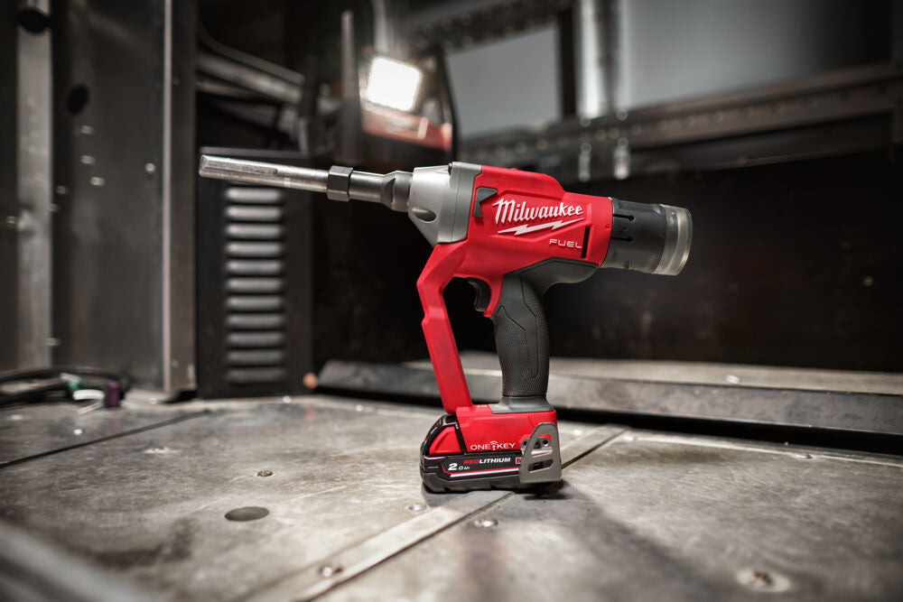 Milwaukee M18 ONEFLT-502X - Pistola per bulloni a strappo HUCK a batteria 18V - 2 x 18 V