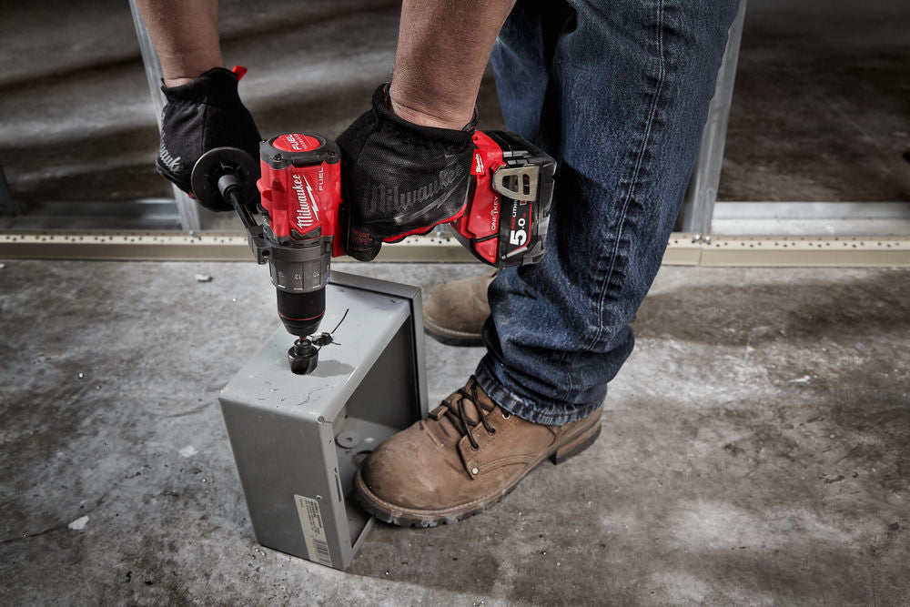 Milwaukee M18 ONEPD2-502X - Trapano battente 18 Volt 5,0Ah Tecnologia FUEL ONE KEY valigetta HeavyDuty