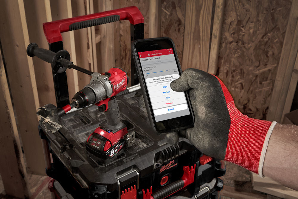Milwaukee M18 ONEPD2-502X - Trapano battente 18 Volt 5,0Ah Tecnologia FUEL ONE KEY valigetta HeavyDuty