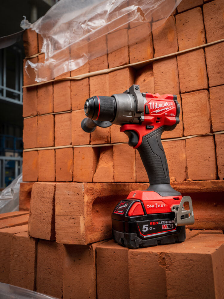 Milwaukee M18 ONEPD3-502X - Trapano a batteria con percussione 18V e ONE-KEY Bluetooth