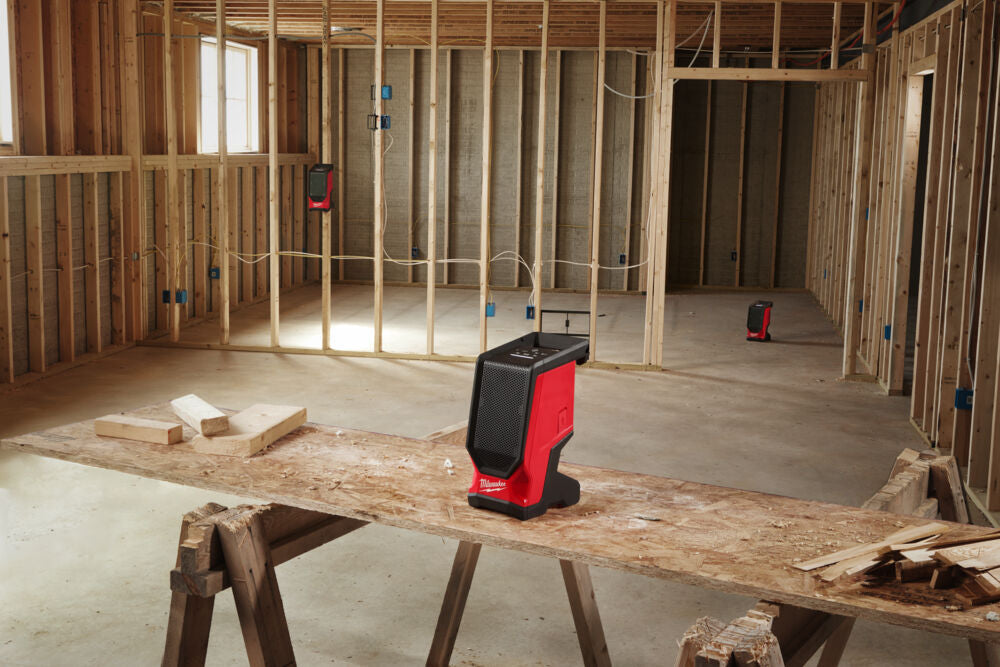 Milwaukee M18 SPEJSG2-0 - Speaker bluetooth 18V con funzione powerbank - solo corpo 