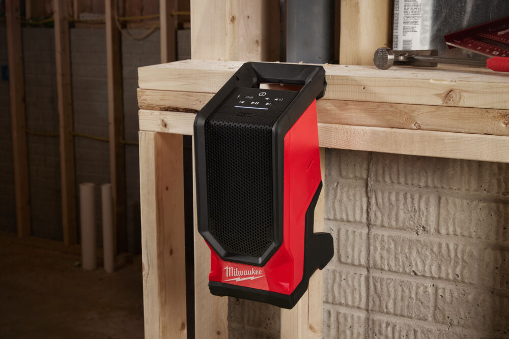Milwaukee M18 SPEJSG2-0 - Speaker bluetooth 18V con funzione powerbank - solo corpo 