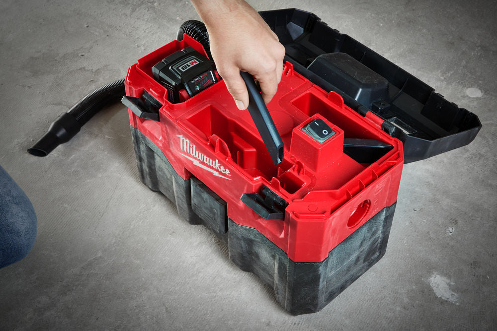 Milwaukee M18 VC-2 - Aspiratore/aspirapolvere a batteria 18V - solo corpo macchina