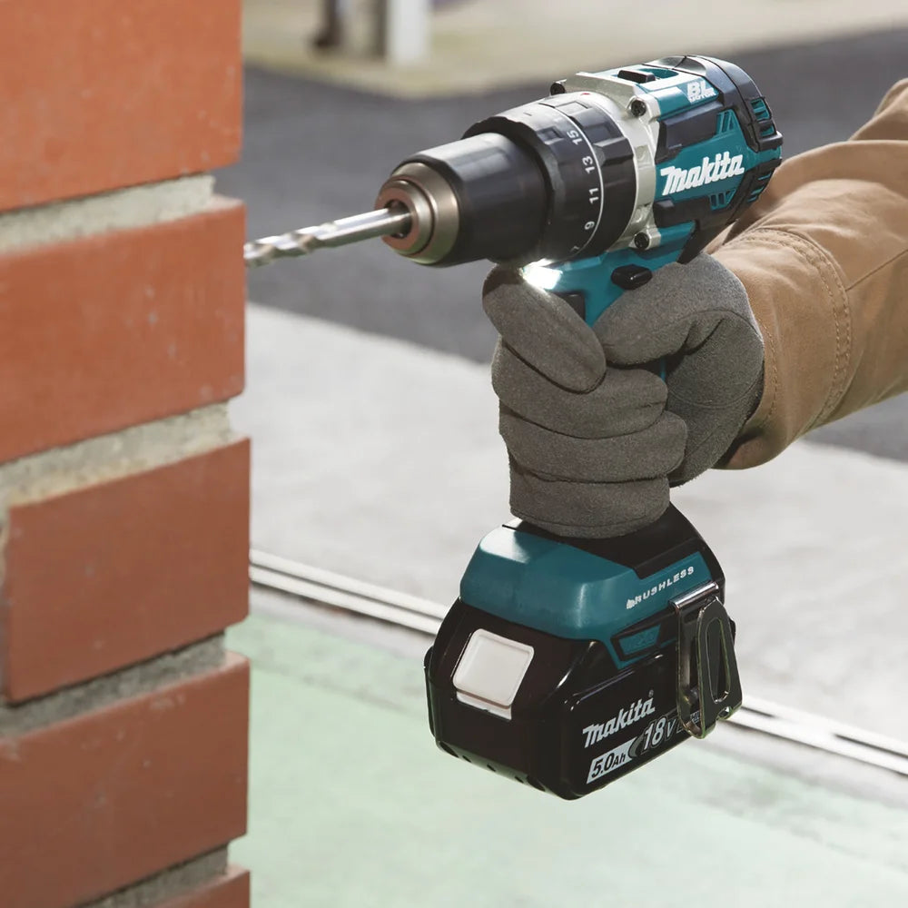 Trapano avvitatore a percussione Makita DHP484 18V con mandrino autoserrante da 13 mm