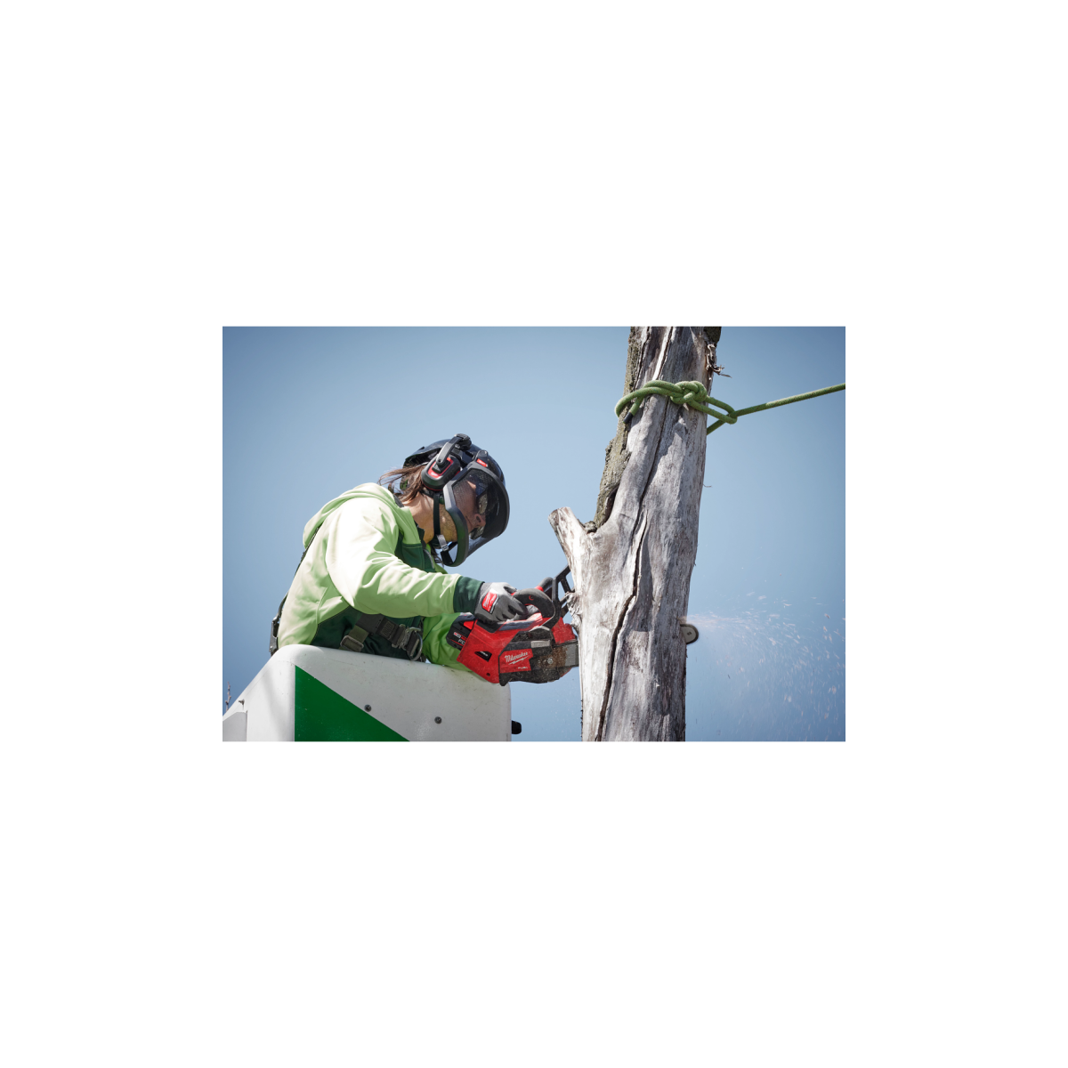 Milwaukee M18 F2CHS50-802 - Elettrosega a doppia batteria 18V - barra da 50 cm - 2 batterie da 8Ah