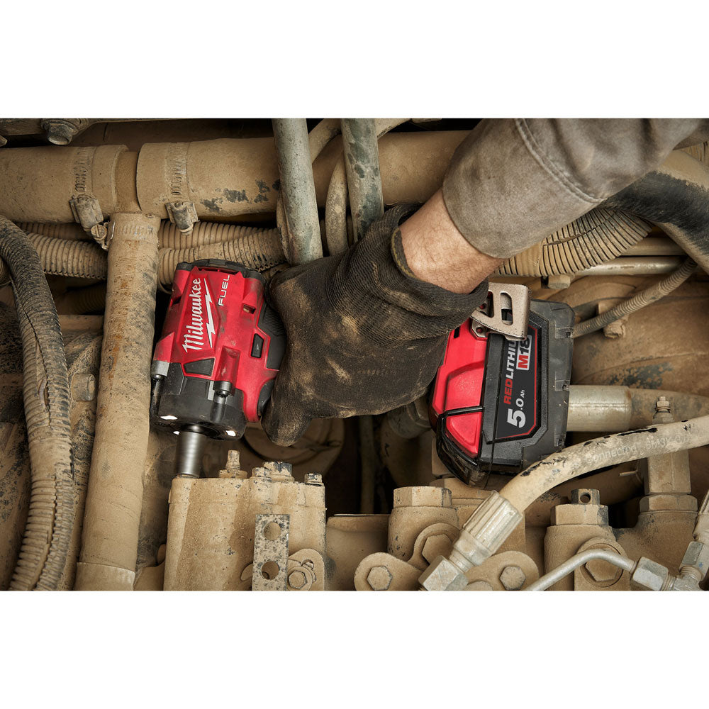 Milwaukee M18 FIW2P12-0X - Avvitatore a impulsi 18 Volt 1/2" Fuel - solo corpo in valigetta