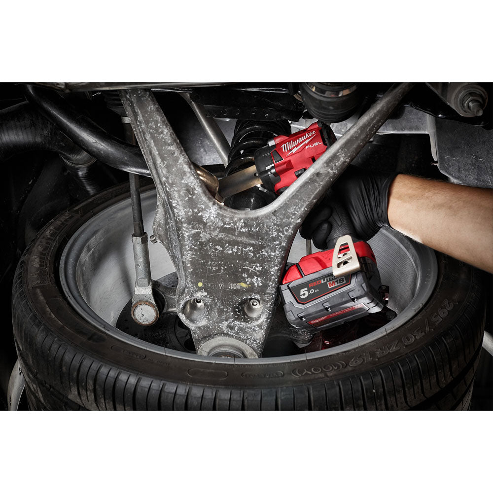Milwaukee M18 FIW2P12-0X - Avvitatore a impulsi 18 Volt 1/2" Fuel - solo corpo in valigetta