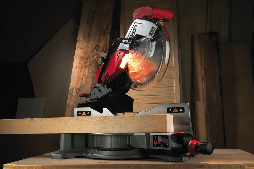 Milwaukee MS 304 DB - Troncatrice radiale per legno, lama 305 MM