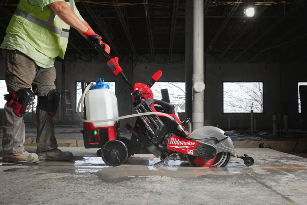 Milwaukee MXF COS350G2-802 - Troncatrice 350 mm a batteria MXF FUEL  2" generazione - 2 batterie 8Ah 