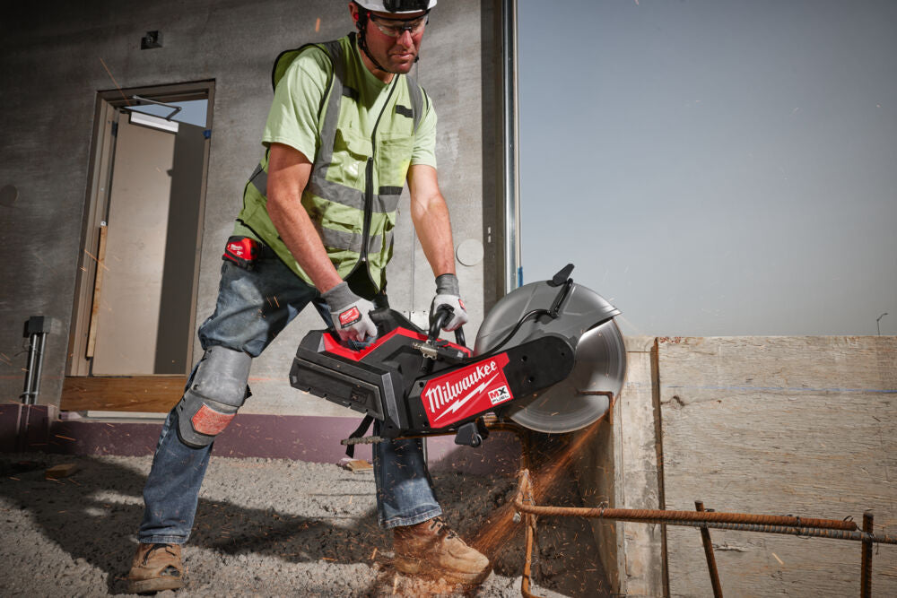 Milwaukee MXF COS350G2-802 - Troncatrice 350 mm a batteria MXF FUEL  2" generazione - 2 batterie 8Ah 