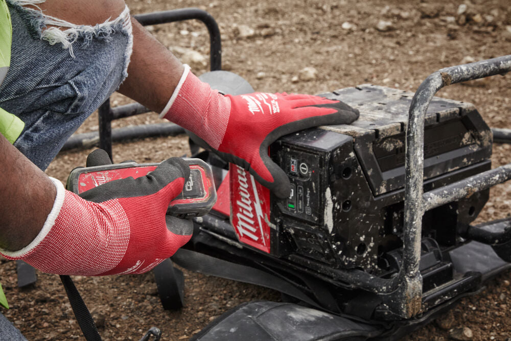 Milwaukee MXF CVBPKIT-602 - Vibratore per calcestruzzo a zaino, con ago vibrante