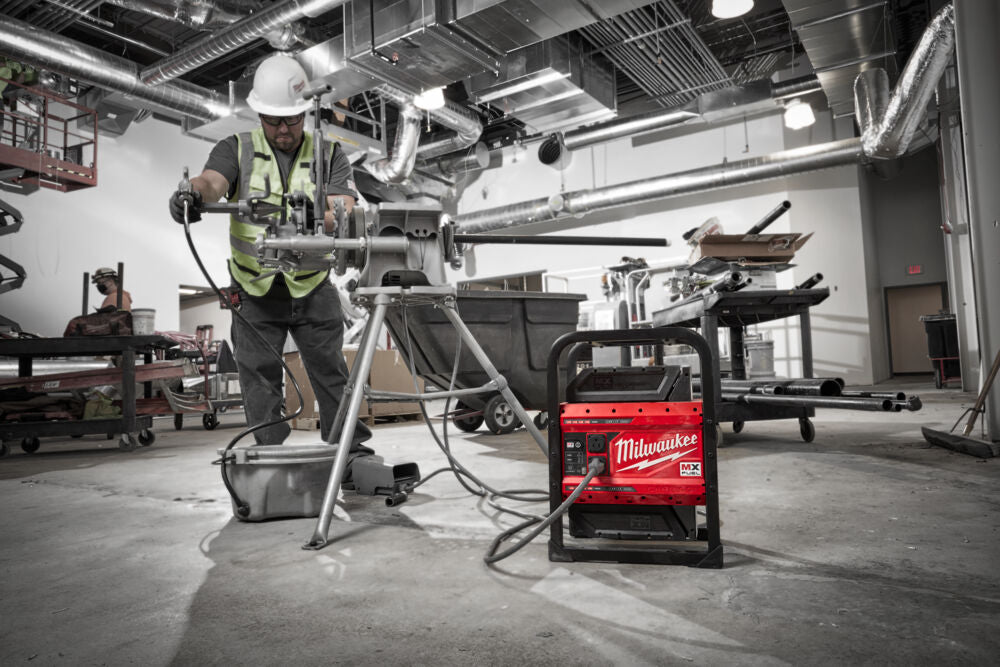 Milwaukee MXF PS-602 - Generatore di corrente a doppia batteria MXF - 1800W 