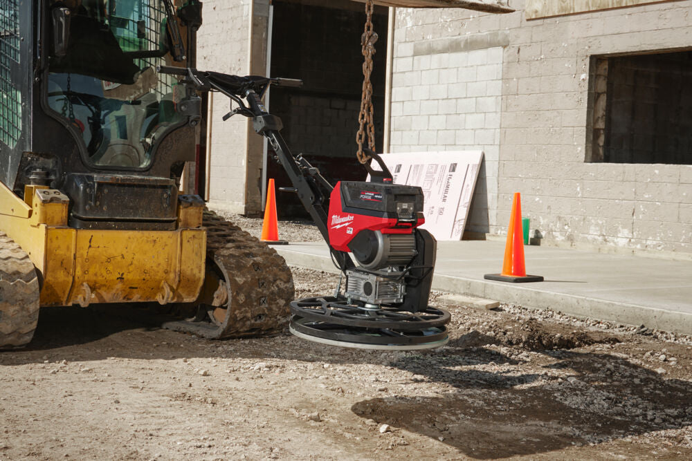 Milwaukee MXF WBT60-122 - Frattazzatrice a batteria MX FUEL - 600 mm - 2 batterie MXF HD812