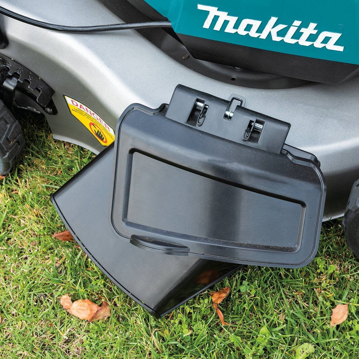 Makita DLM530PT4 - Rasaerba a batteria a spinta 36V (18 + 18) in acciaio - 4 x 5Ah