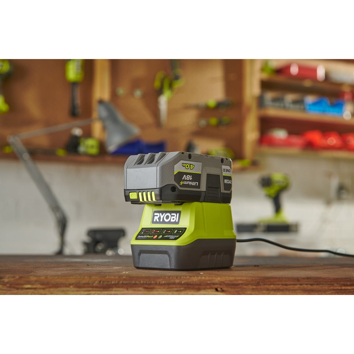Ryobi RC18120-140X - Kit Batteria e Caricabatterie 18V (1x 4.0Ah)
