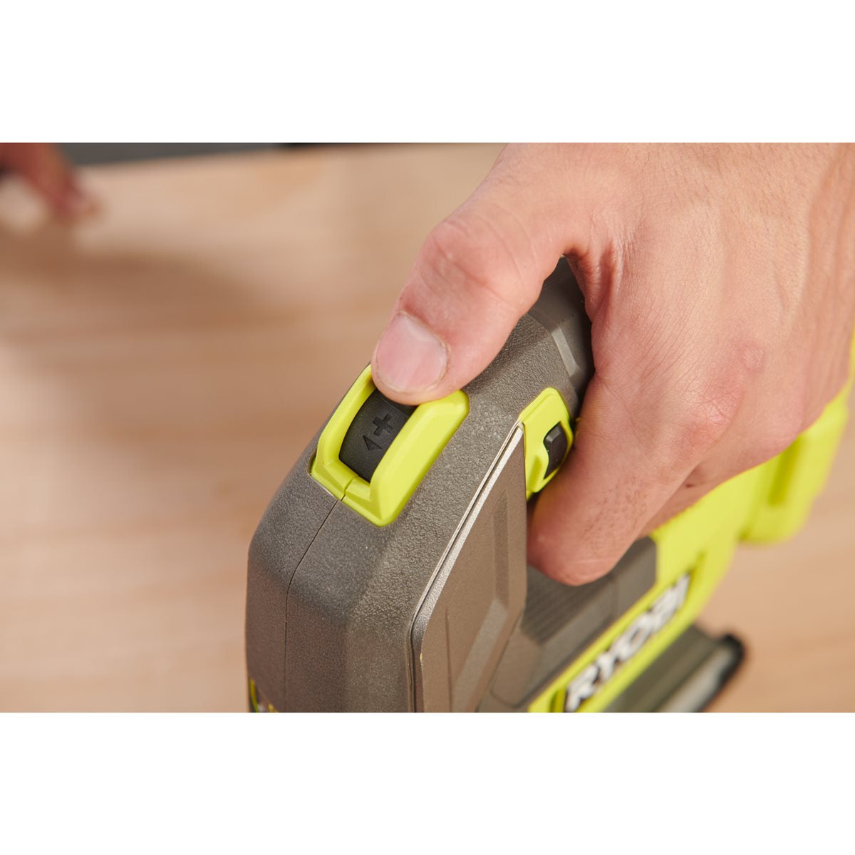 Ryobi RJS18BL-0 - seghetto alternativo 18V Brushless, solo corpo
