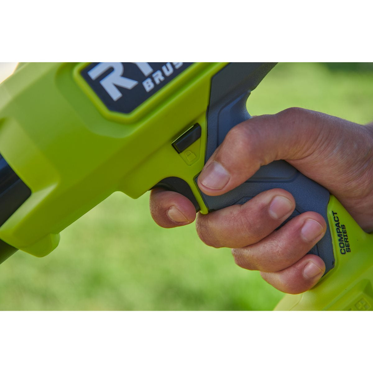 Ryobi RY18BLCXA-0 - Soffiatore compatto 18V Brushless, solo corpo