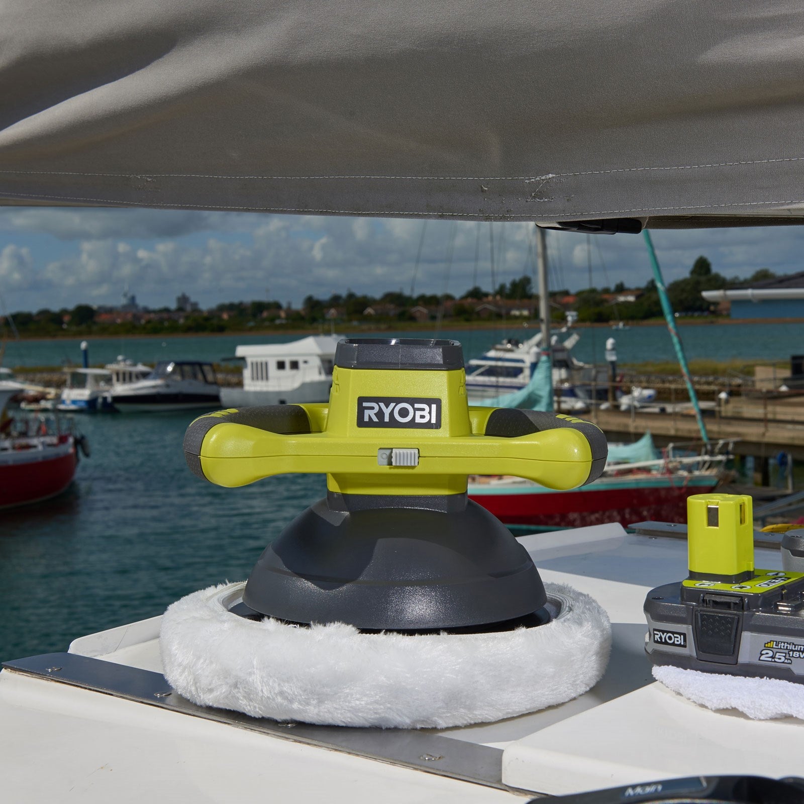 Ryobi R18B - lucidatrice a batteria 18V ONE+ / solo corpo macchina