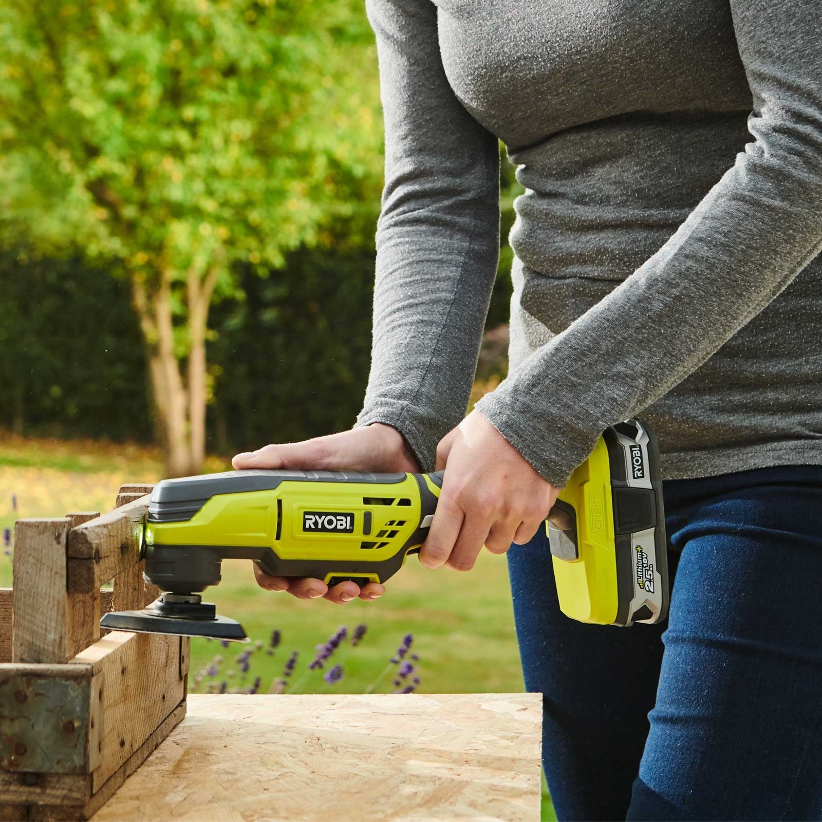 Ryobi R18MT3-0 utensile vibrante a batteria 18V ONE+ / solo corpo macchina