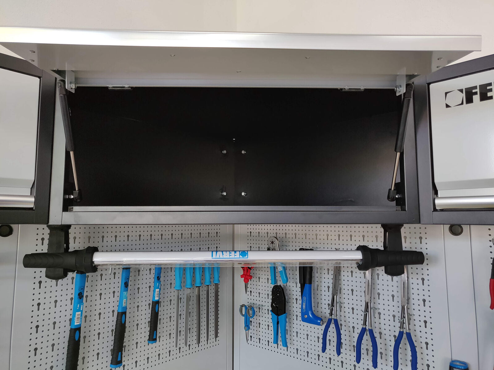 Fervi A008V - Arredamento modulare per officina