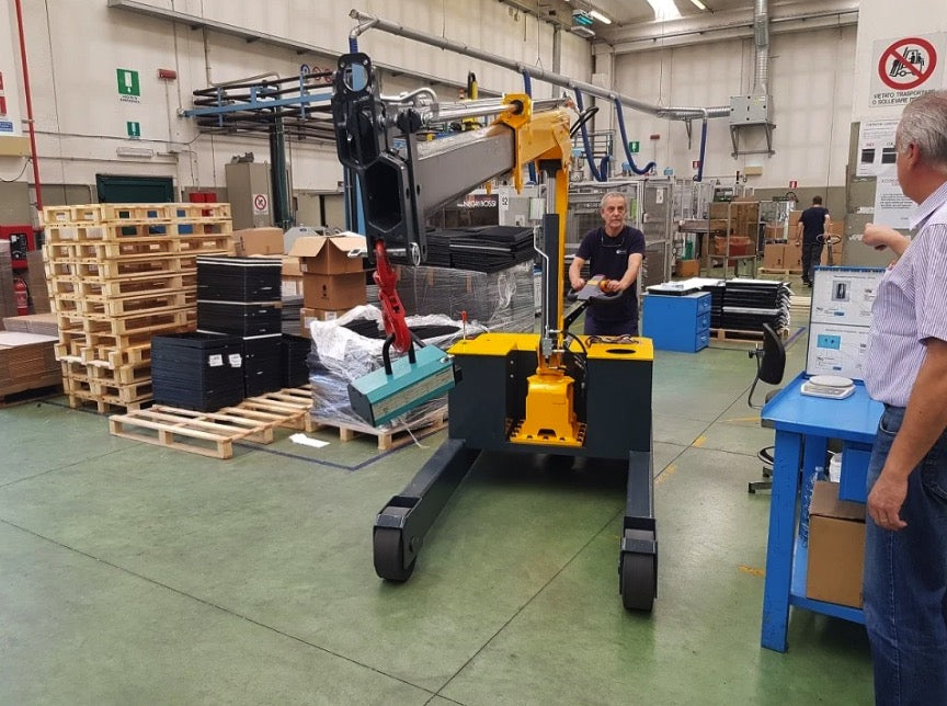  Flex Lifting OMNIA 2TL - Gru full electric con portata 2000Kg