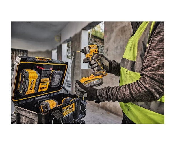 Dewalt DWST83471-QW - Valigia caricabatterie a 2 ingressi Tough System