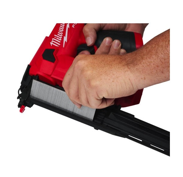 Milwaukee M12 FCN18GS-0X - Groppinatrice dritta a batteria 12V - Groppini di 1,2 mm - solo corpo 