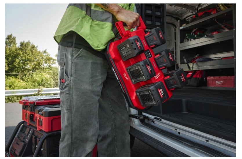 Milwaukee M18 MPC6 - Caricabatterie Packout con 6 postazioni M18 per veicoli 