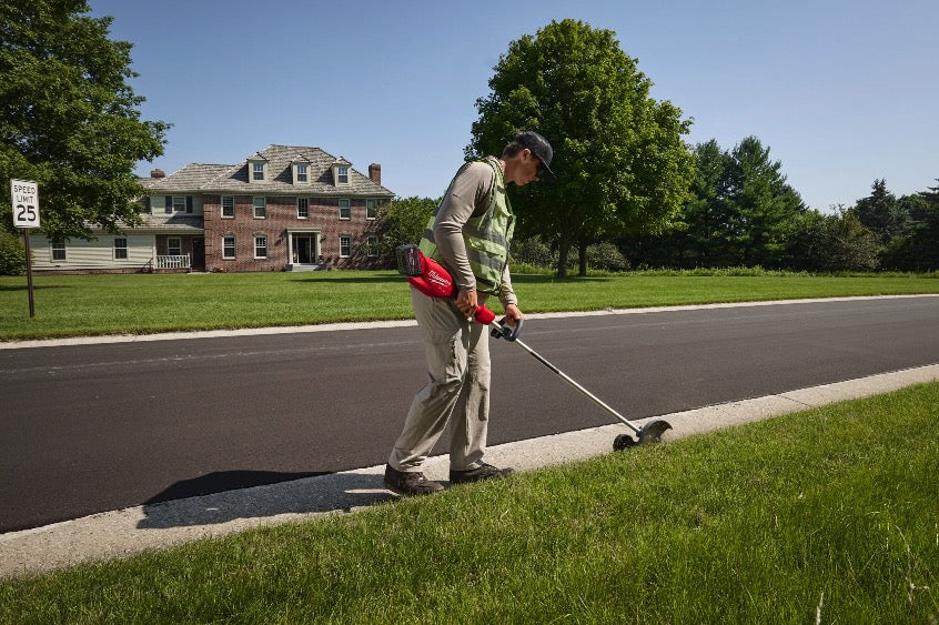 Milwaukee M18 FEDG-0 - Rifilatore a batteria 18V - solo corpo 