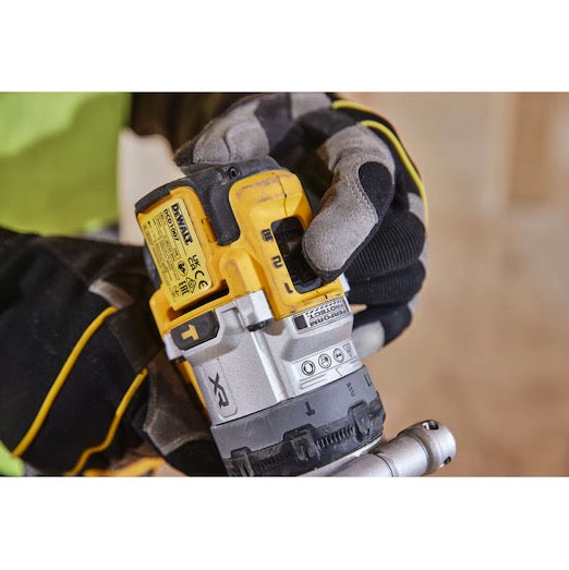 Dewalt DCD1007H2T-QW - Trapano Avvitatore 3 Velocità con percussione XR 18V con motore BRUSHLESS - 2 x 5 Ah Powerstack