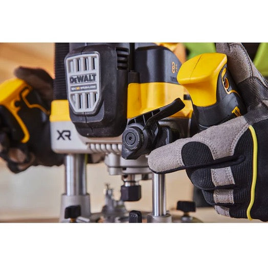 Dewalt DCW620H2-QW - Elettrofresatrice ad affondamento XR 18V Motore BRUSHLESS - 2 x 18V Powerstack 5Ah