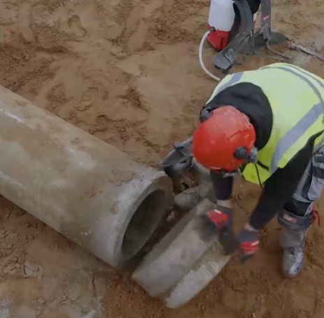 Milwaukee MXF COS350G2FC-80 Troncatrice per edilizia a batteria MX FUEL™ 350 mm 2^ generazione