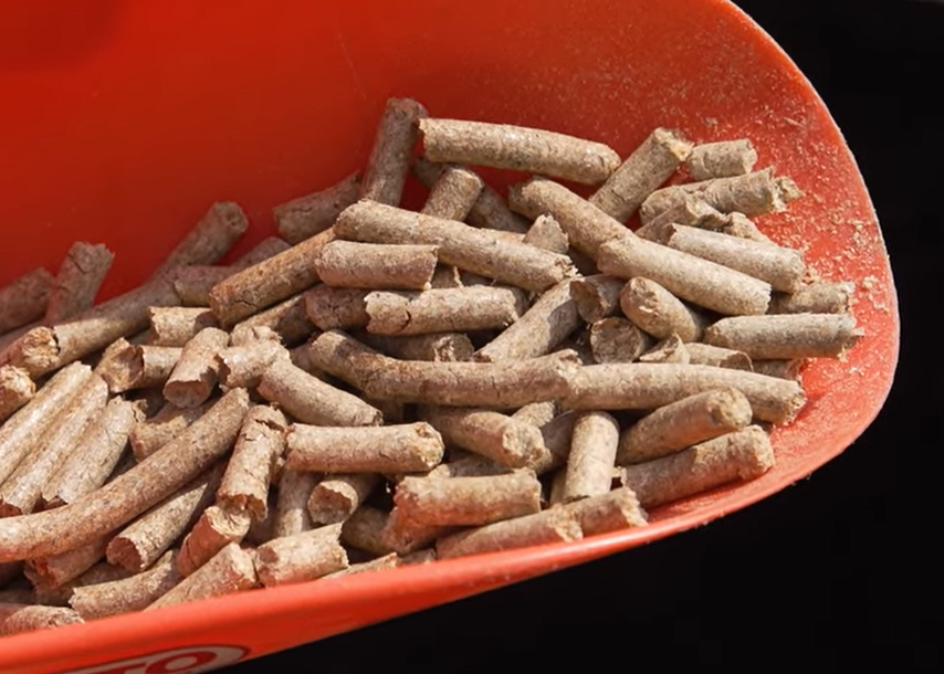 Ceccato PELLE3 PELLETTATRICE MAGIC ELECTRIC 220v , pellet Ø 6 mm , 30 kg/h