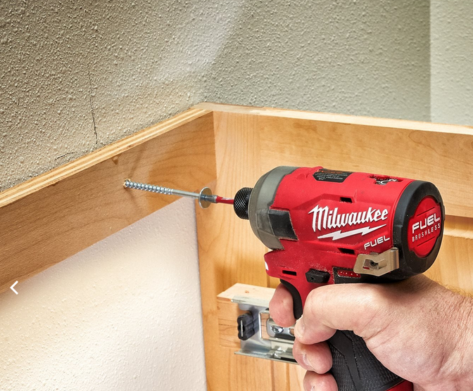 Milwaukee M12 FQID-0 Avvitatore ad impulsi silenzioso ¼″ hex M12 FUEL™ SURGE , SOLO CORPO - SENZA VALIGIA