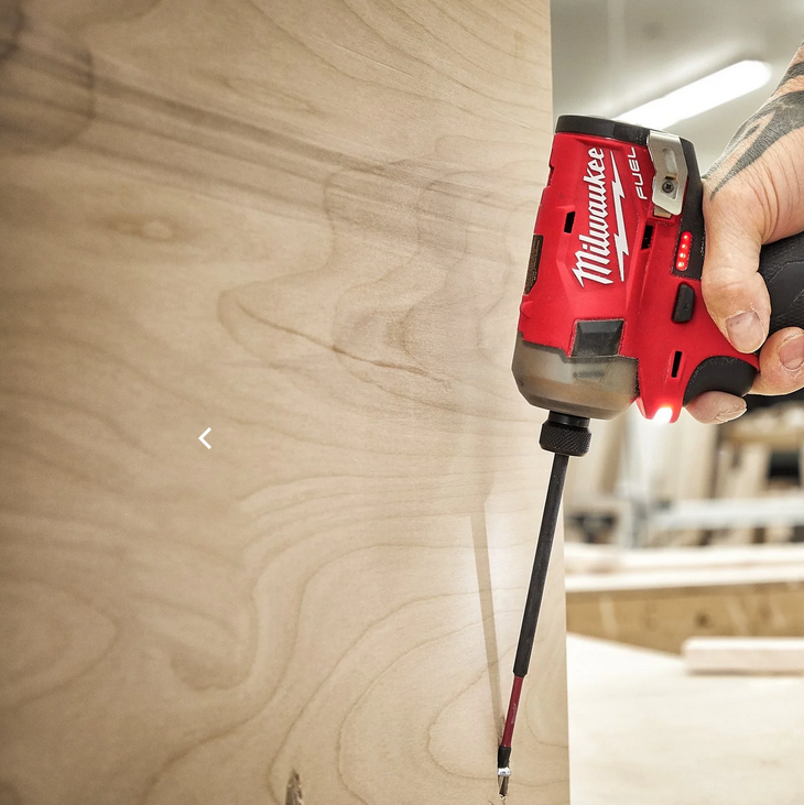 Milwaukee M12 FQID-0 Avvitatore ad impulsi silenzioso ¼″ hex M12 FUEL™ SURGE , SOLO CORPO - SENZA VALIGIA