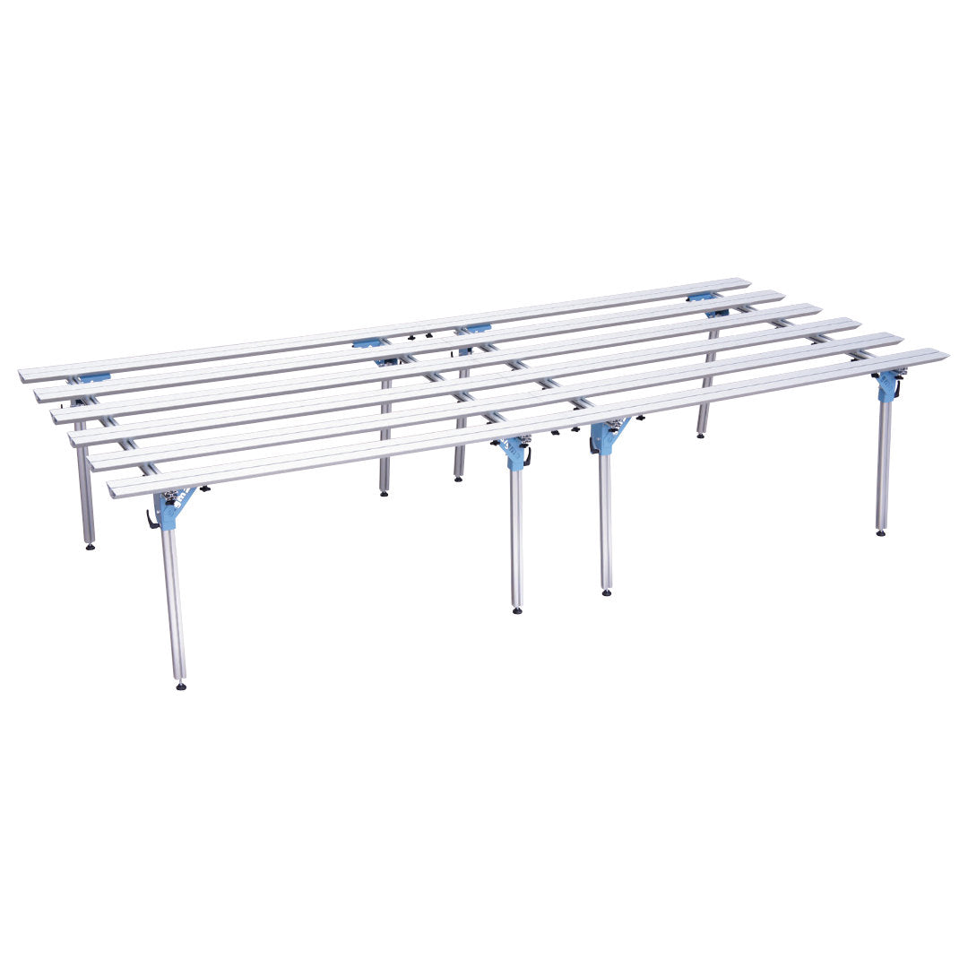 I Banchi da Lavoro sono collegabili fra loro per ottenere un piano di appoggio unico lungo 360cm.