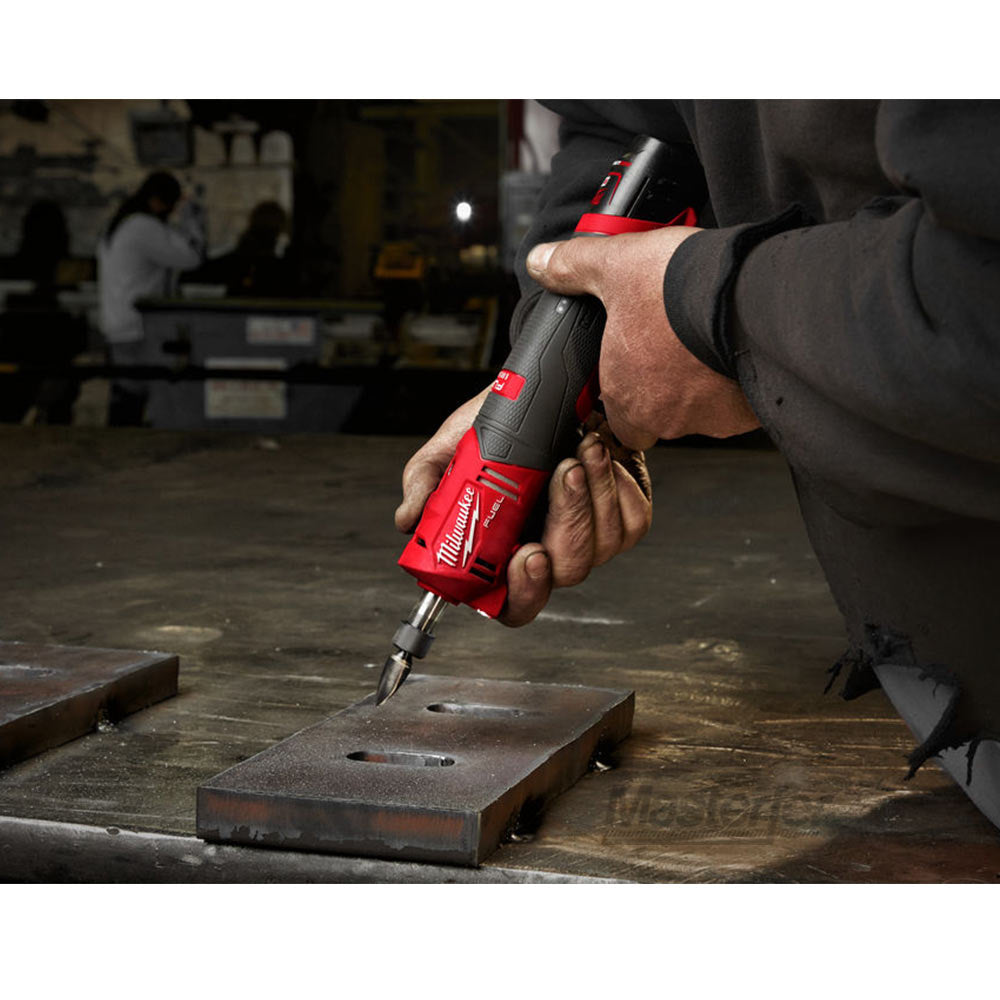 Smerigliatrice Per Pneumatici M12 FUEL™ | Smerigliatrici Per Pneumatici | Milwaukee Tool Smerigliatrice Per Pneumatici M12 FUEL™ | Smerigliatrici Per Pneumatici | Milwaukee Tool