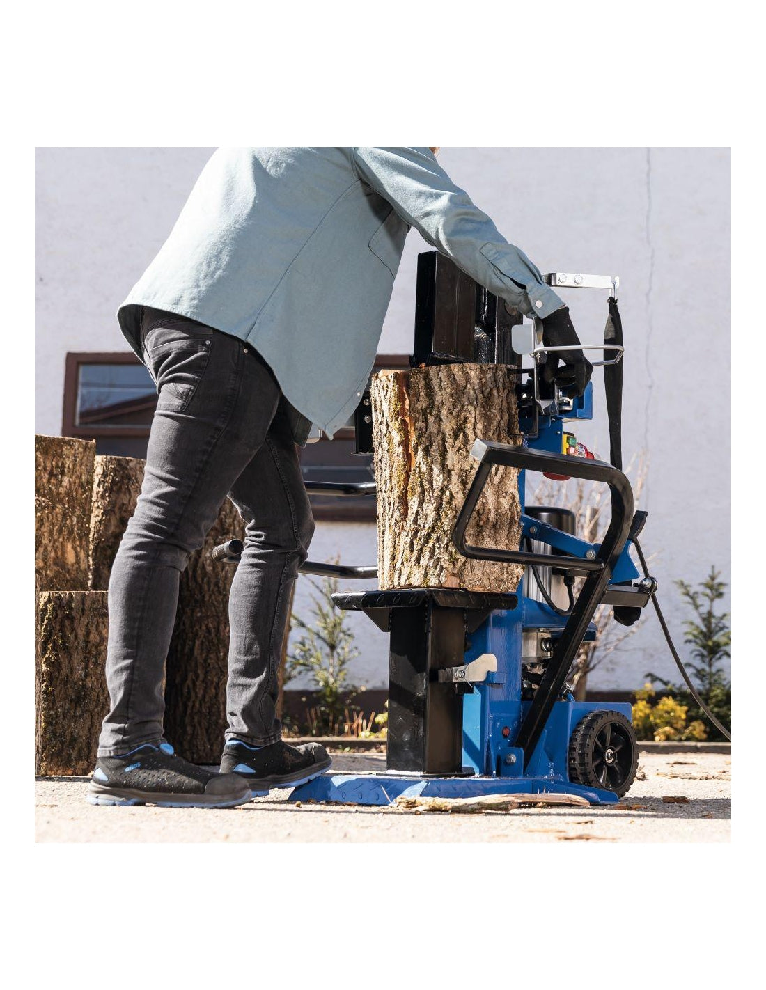 Scheppach Compact 10T - Spacccalegna elettrico verticale 400V 3150 W - capacità 10T