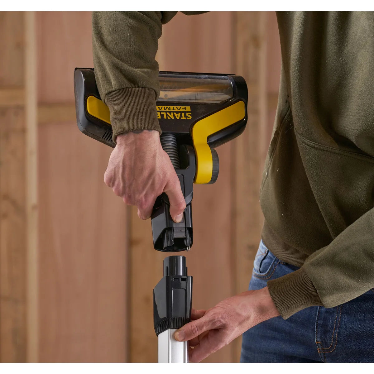 Stanley Fatmax SFMCVS001D1 - Aspirapolvere senza fili a batteria 18V, 1 batteria 2Ah
